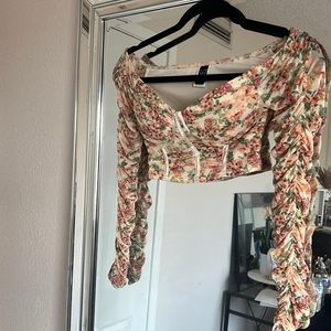 Floral long sleeve crop top